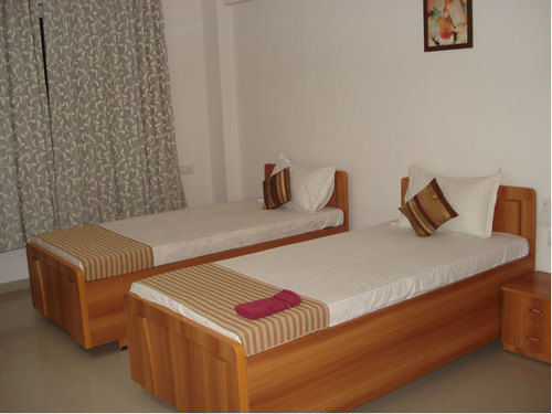 10 Blossoms Hospitality Services Ahmedabad Exterior photo